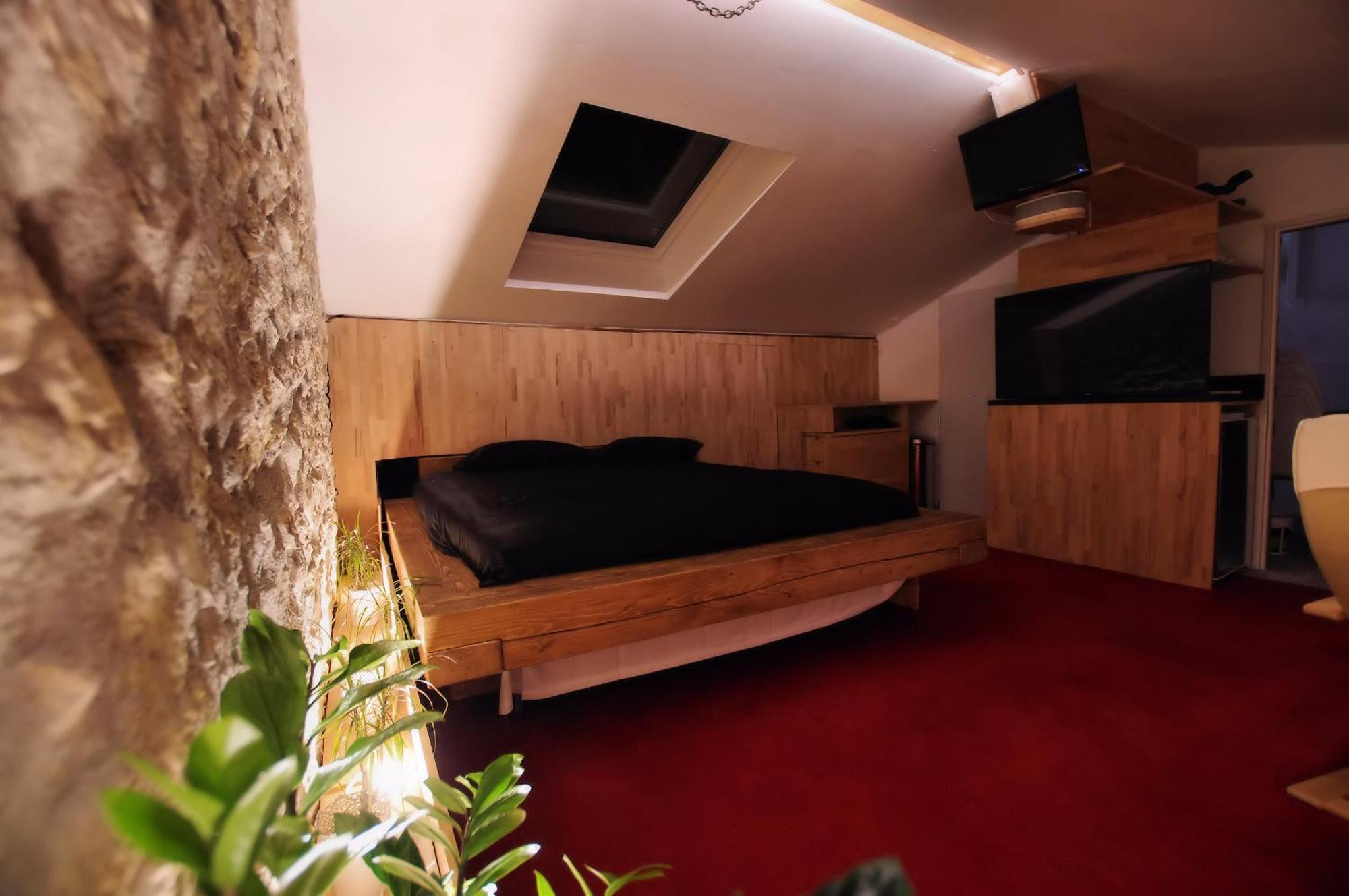 Hostel Les Cordees Liees Albi Zewnętrze zdjęcie